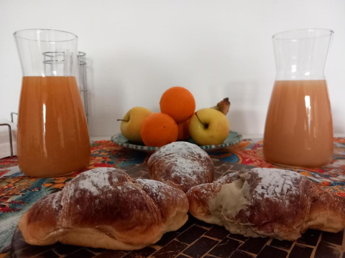 La Valigia Sul Letto Panzió Catania-Fontanarossai nemzetközi repülőtér Kültér fotó