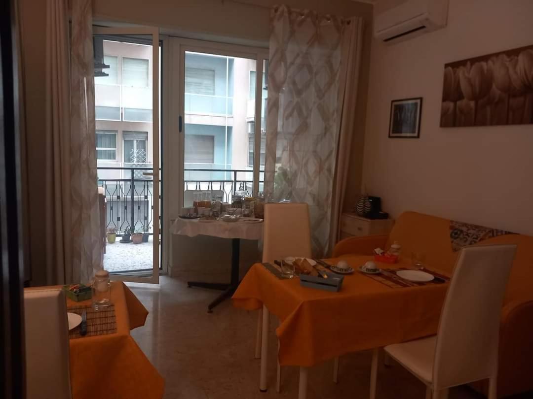 La Valigia Sul Letto Panzió Catania-Fontanarossai nemzetközi repülőtér Kültér fotó
